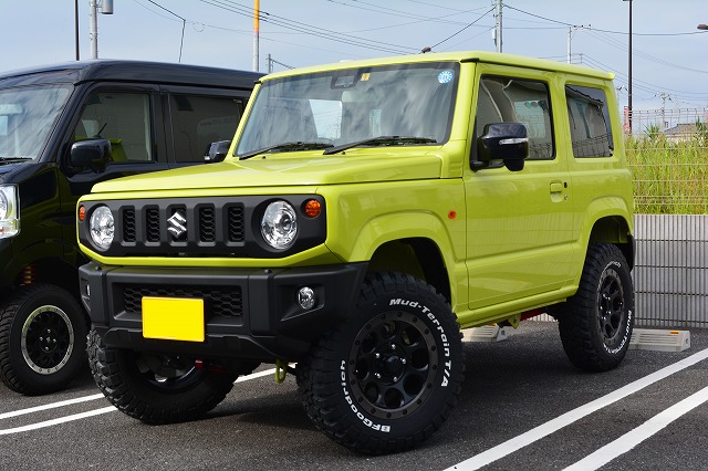 新型ジムニー JB64W リフトアップ～＼(^o^)／ スズキ